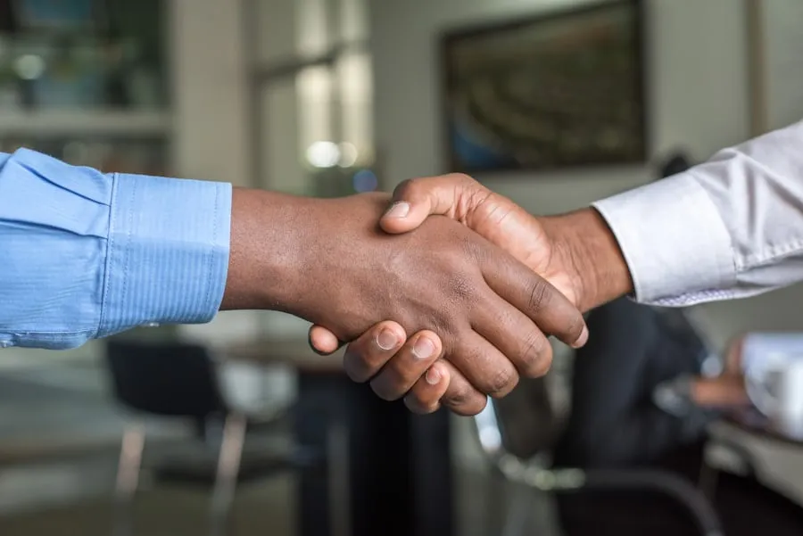 Handshake sealing an IT infrastructure partnership